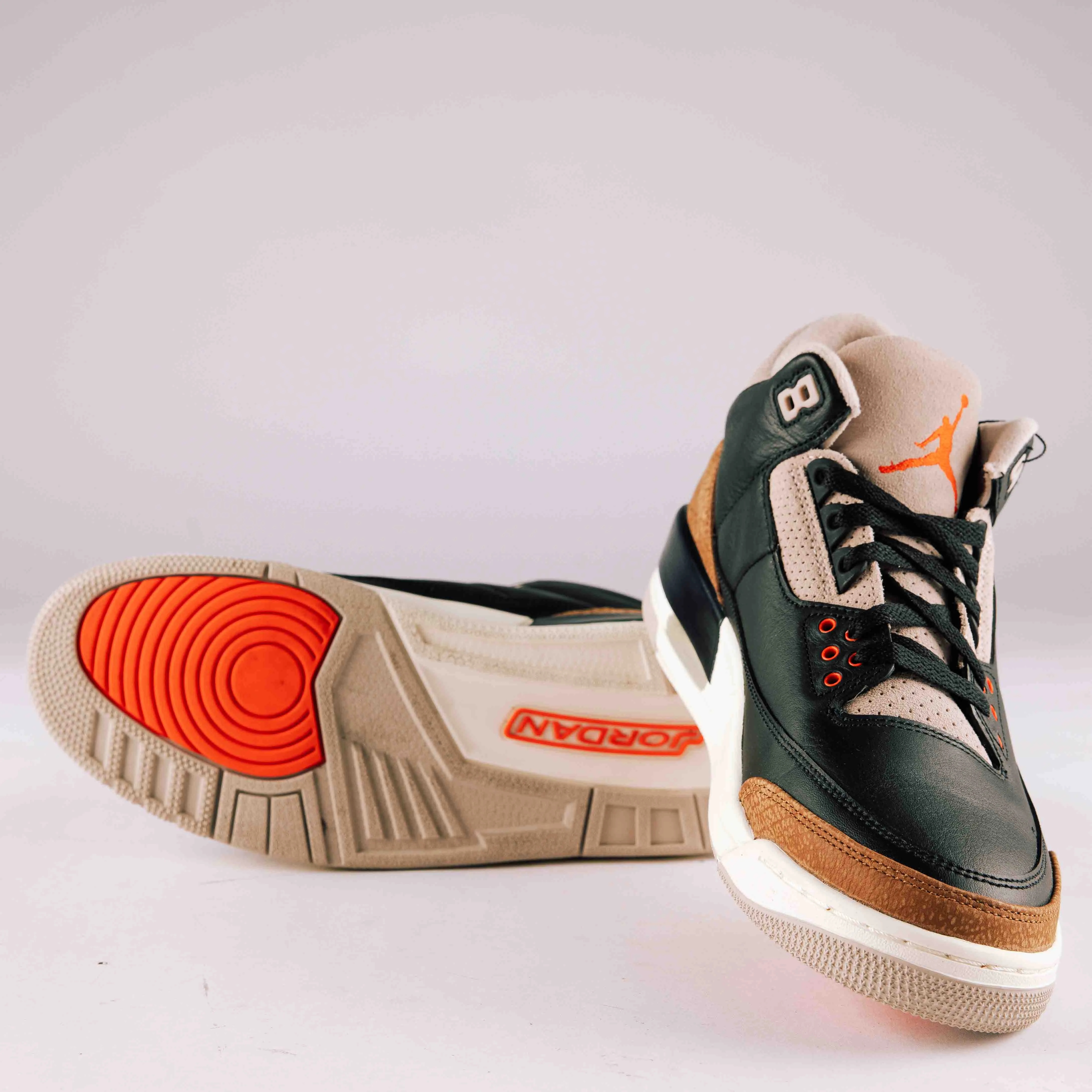 Air Jordan Retro 3 Desert Elephant - Used - 0205