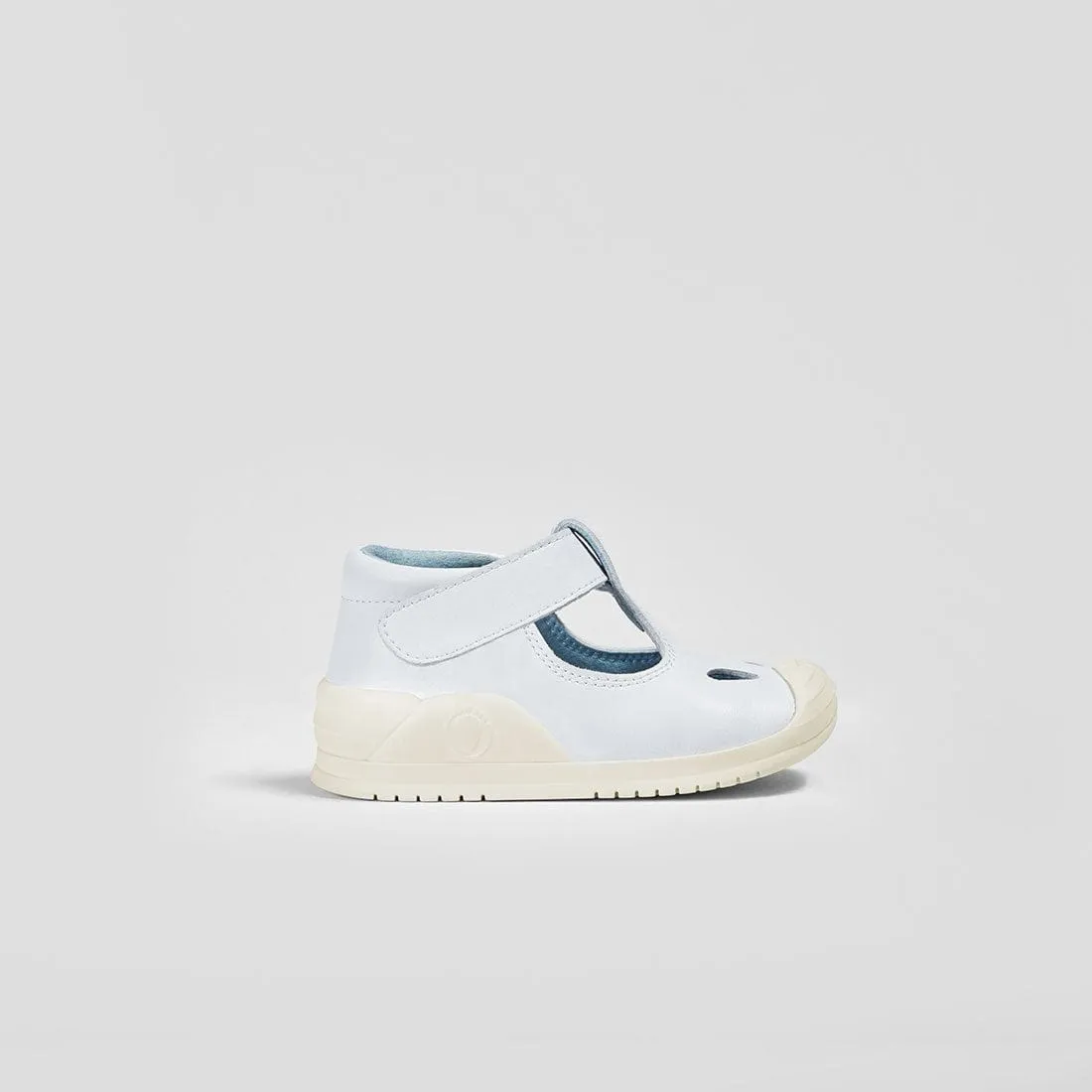 Baby's White onMicro® Shoe