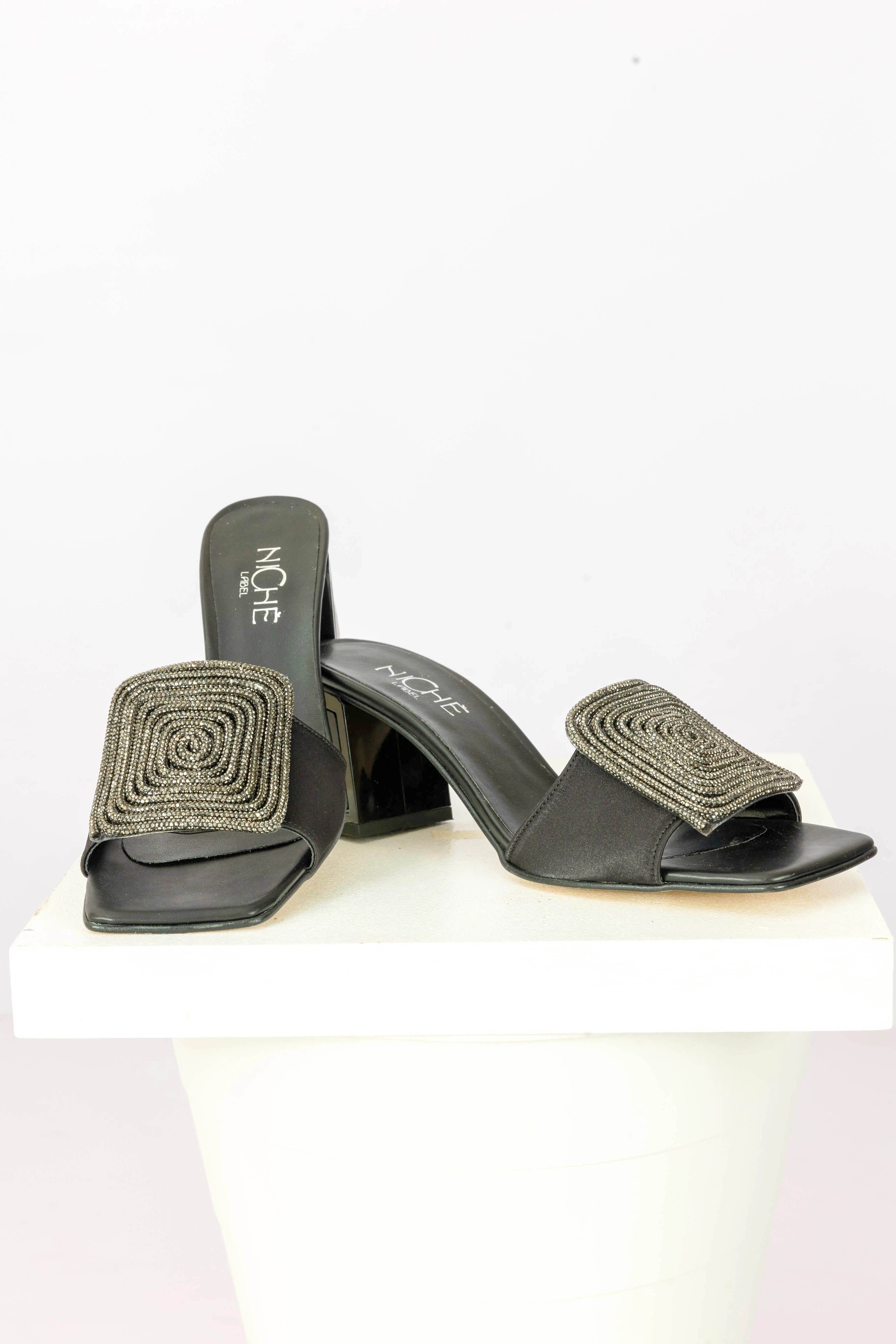 Black Onyx: Stylish Footwear