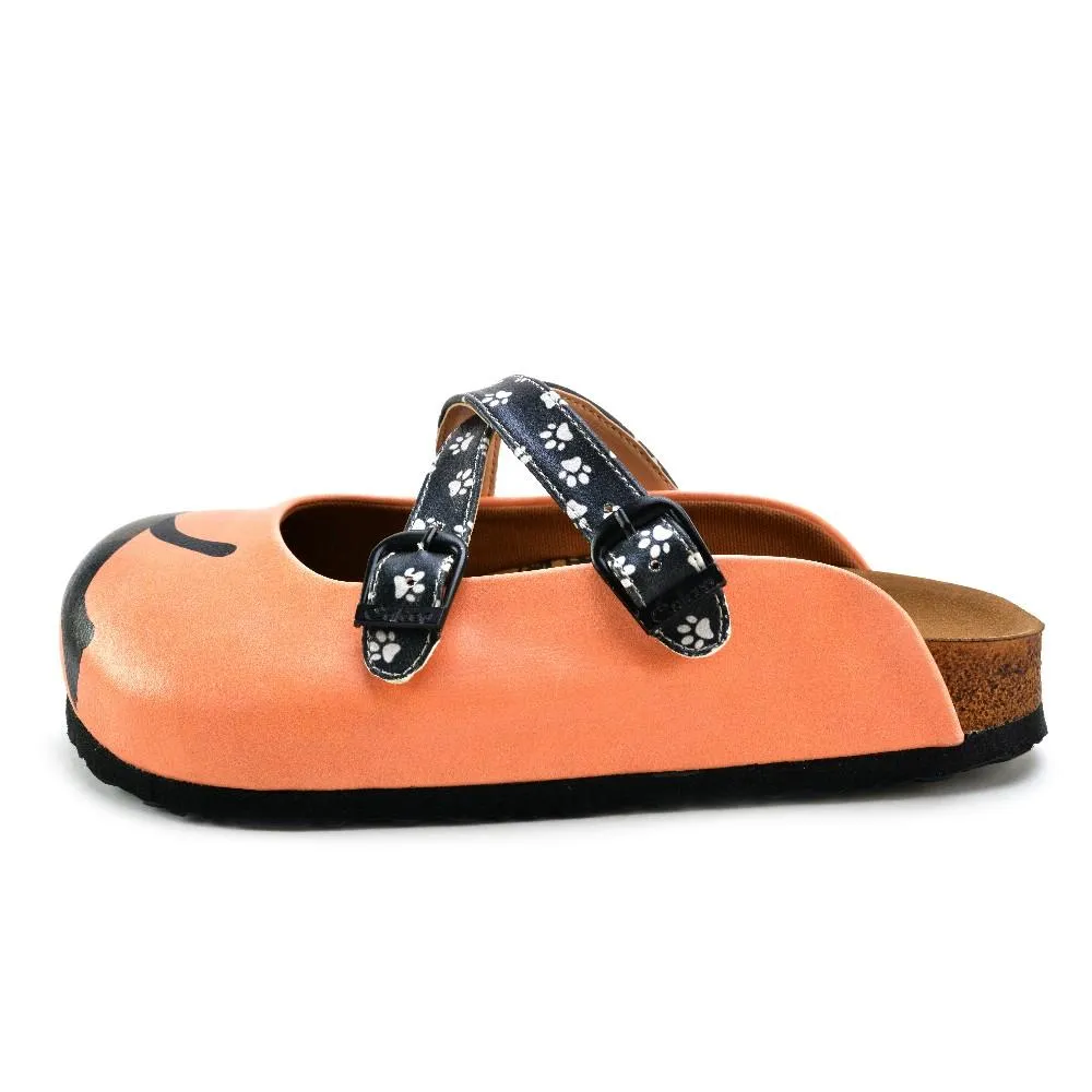 Blush Cat Cross-Strap Clogs - WCAL180