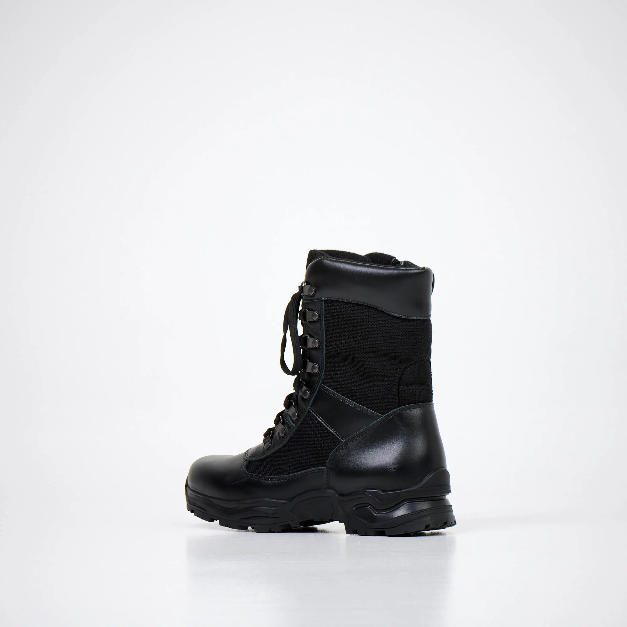 Boots - 590 Desert with Zipper - Black