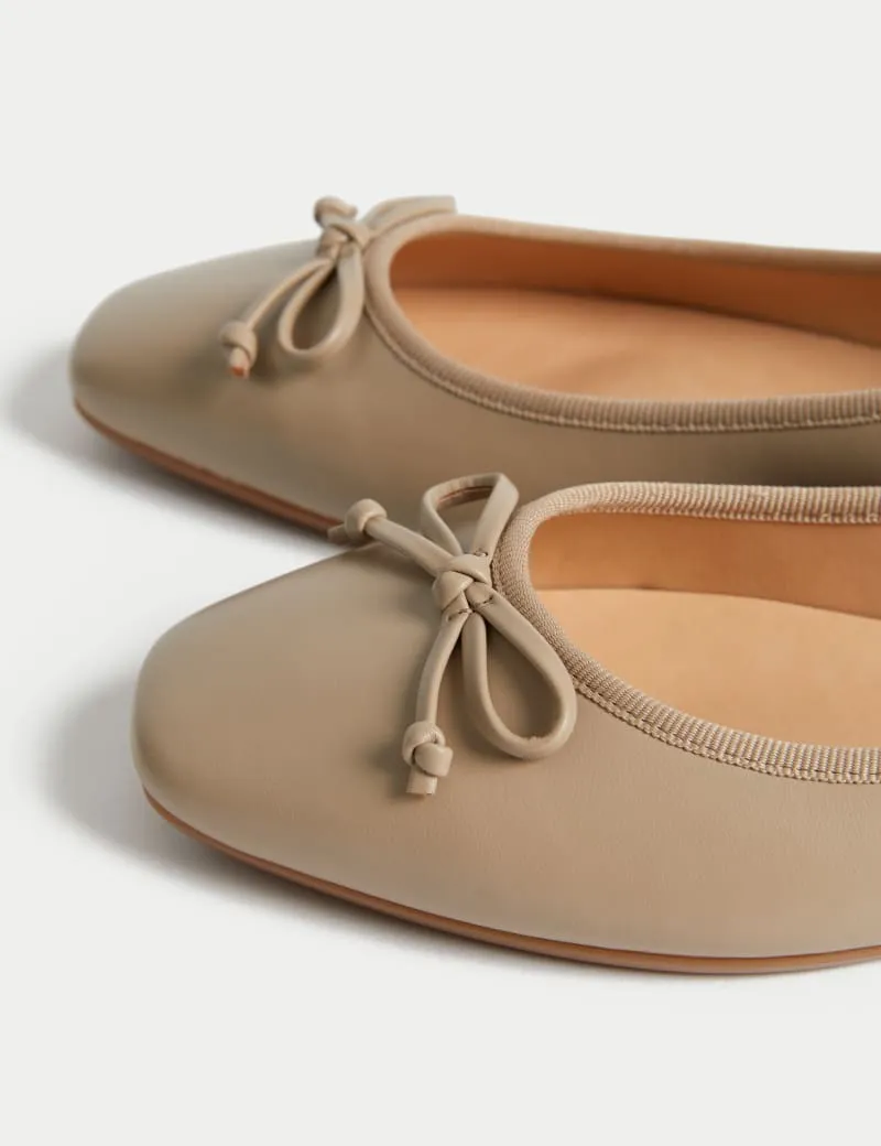 Bow Flat Ballet Pumps