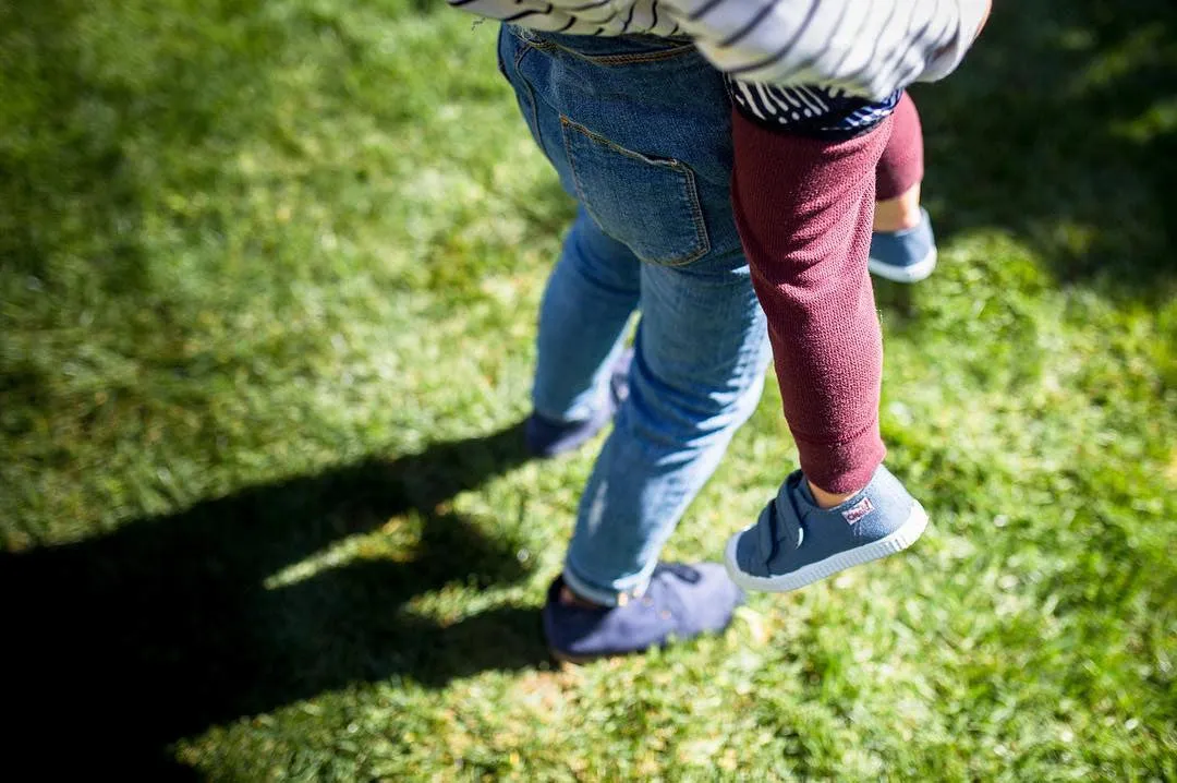Cienta Boy's and Girl's Blue Denim Sneaker