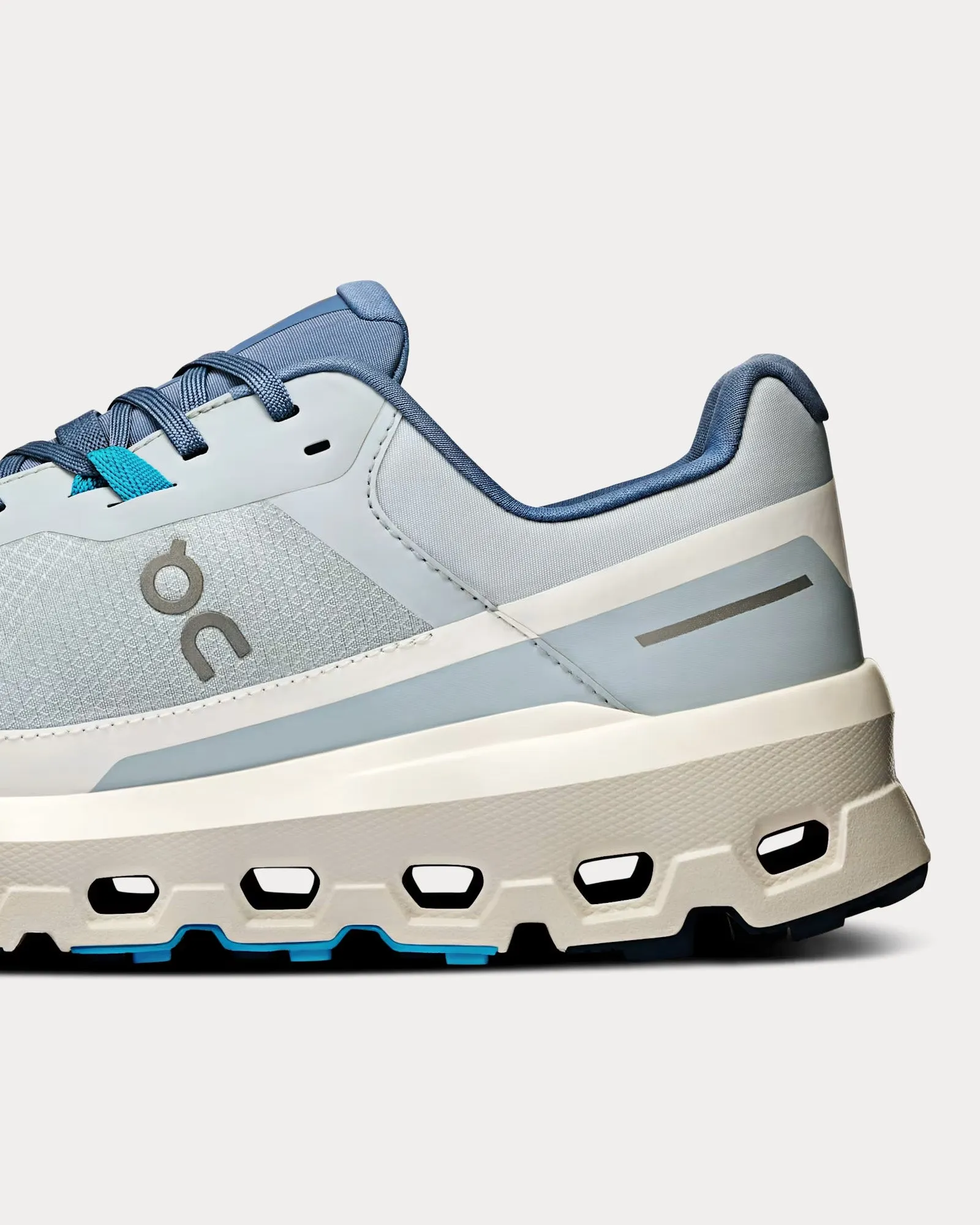 Cloudvista 2 Waterproof Arctic / Ivory Running Shoes