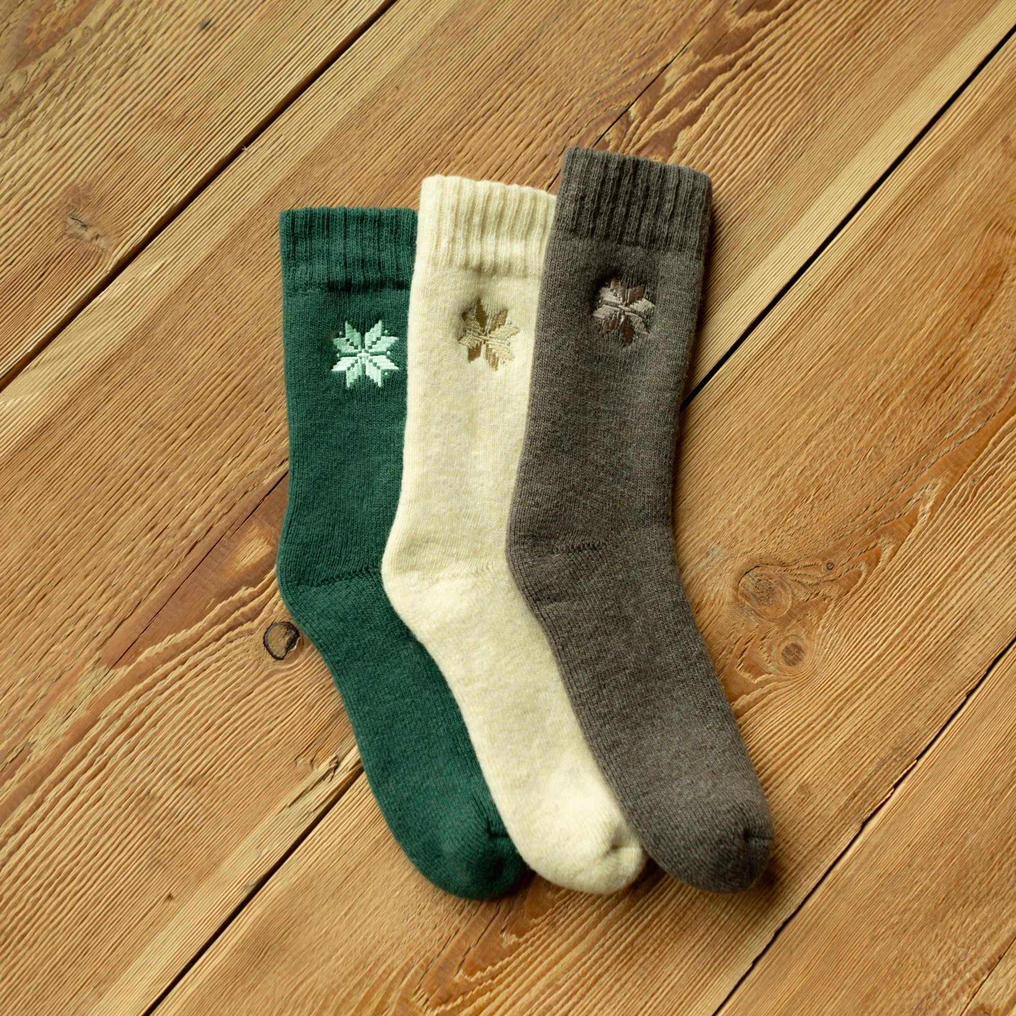 Earth (3 pairs)