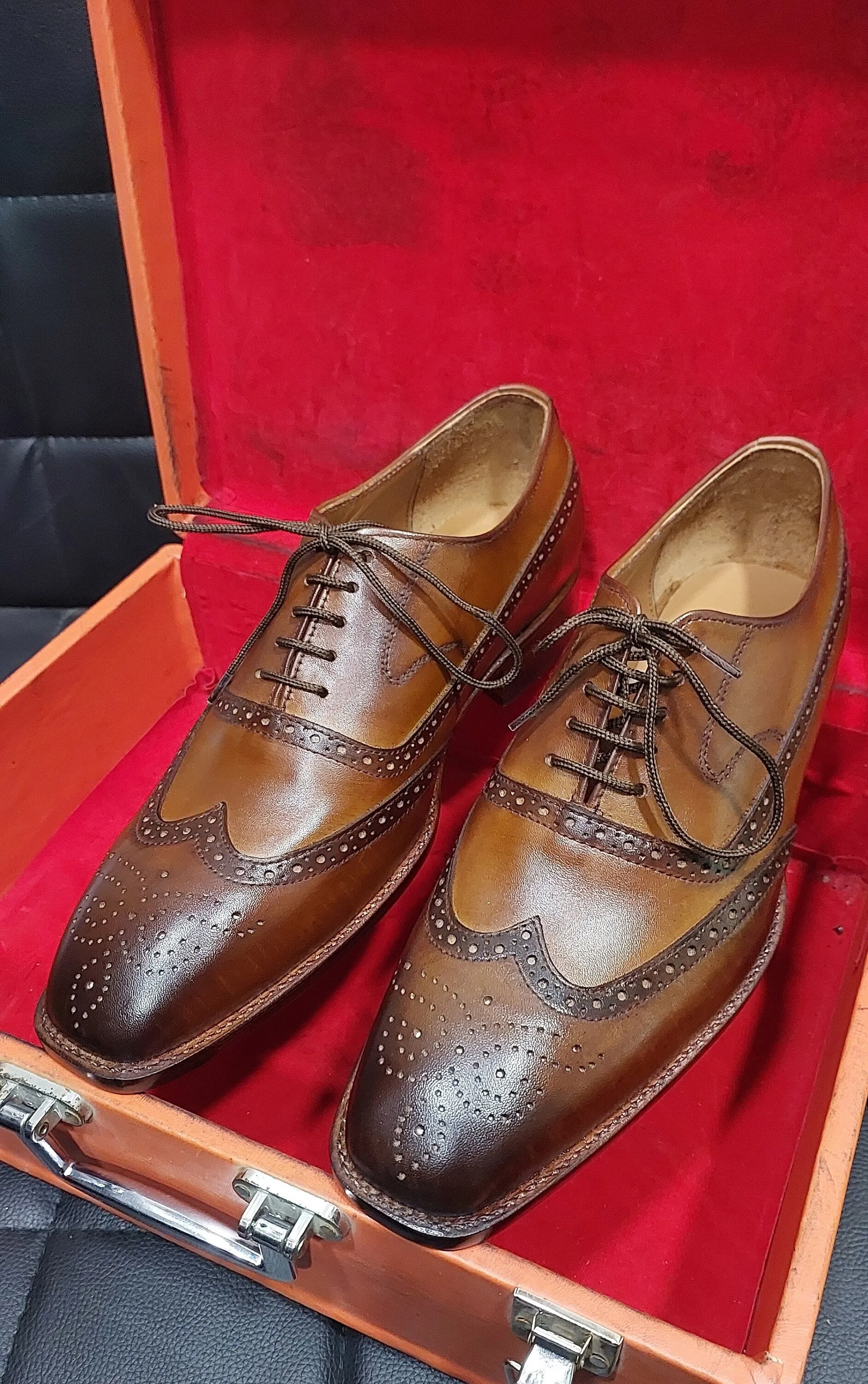 Men's Handmade Formal Shoes Brown Shaded Leather Lace Up Stylish Wing Tip Dress & Formal Wear Shoes