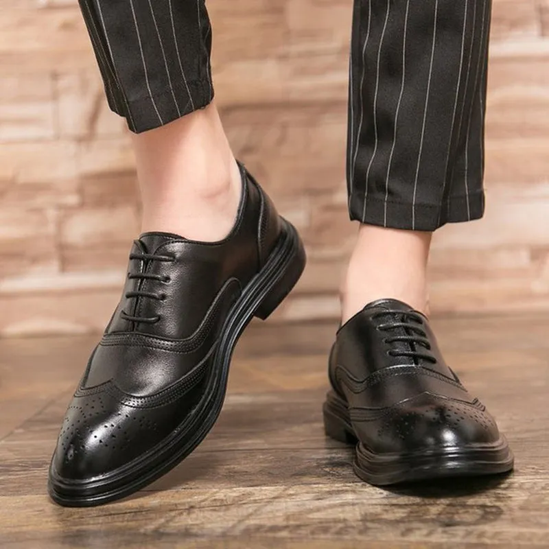 The Vincent Round Toe Brogue Shoes