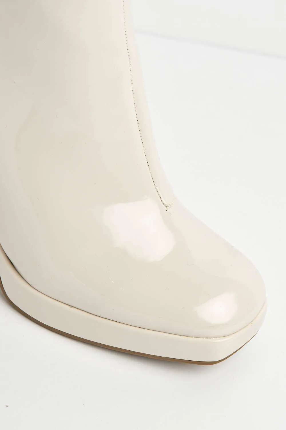 Vivika Side Zip Bock Heel Ankle Boots in Off-White