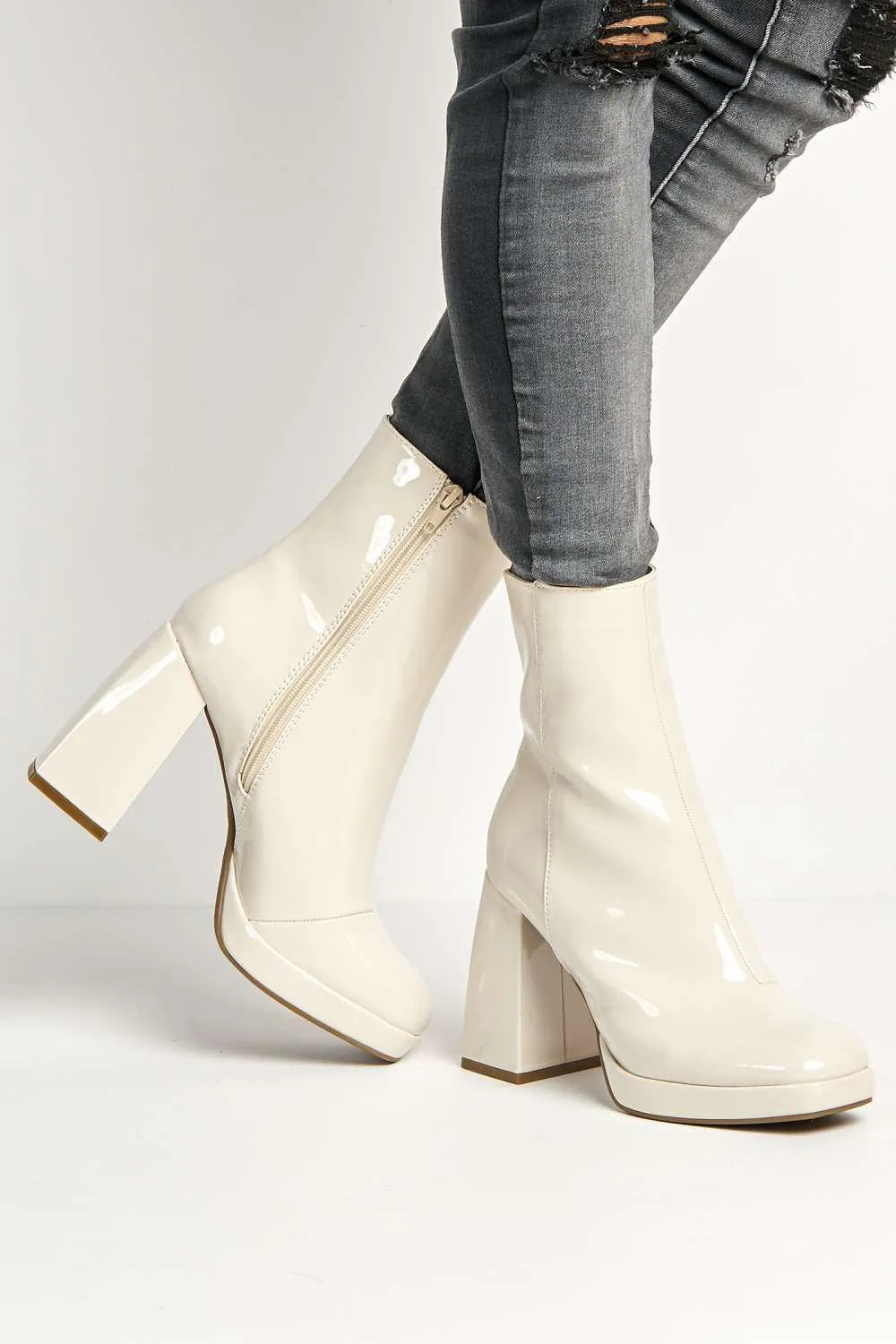 Vivika Side Zip Bock Heel Ankle Boots in Off-White
