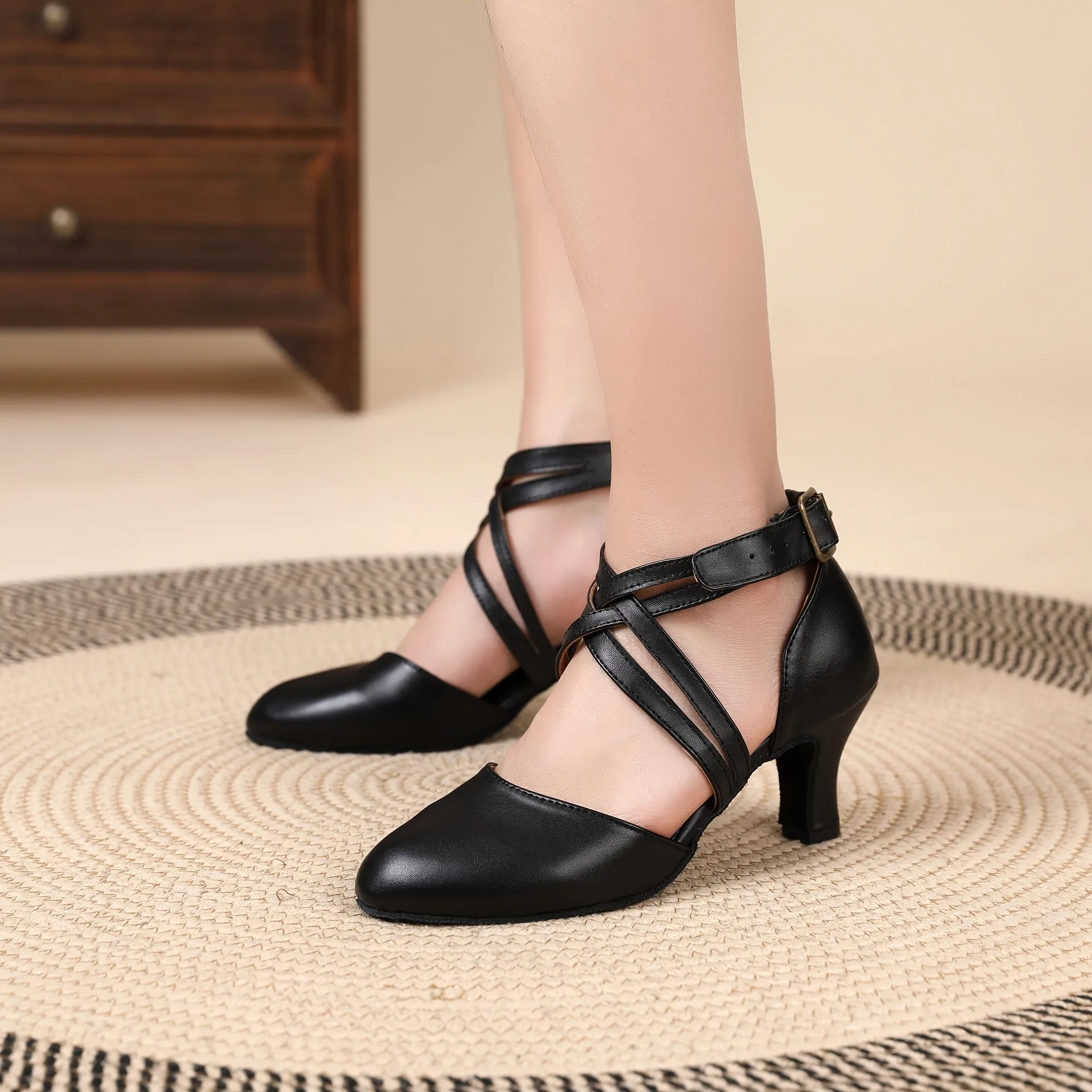Women's Stylish Black Lightweight Plain Toe Dance Shoes